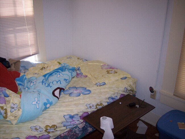 Foto del edificio - 309 W Oregon St