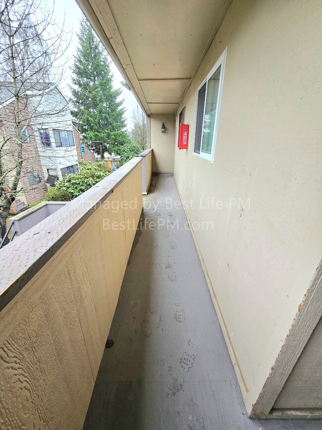 Photo - 603 SE 148th Ave Townhome