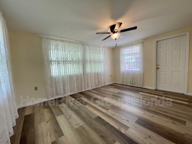 Building Photo - 5140 Overton Dr