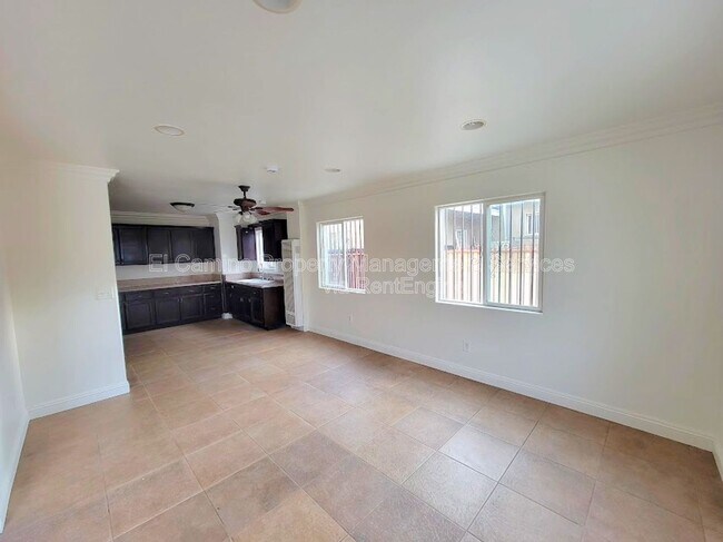 Foto del edificio - 1424 E 59th St