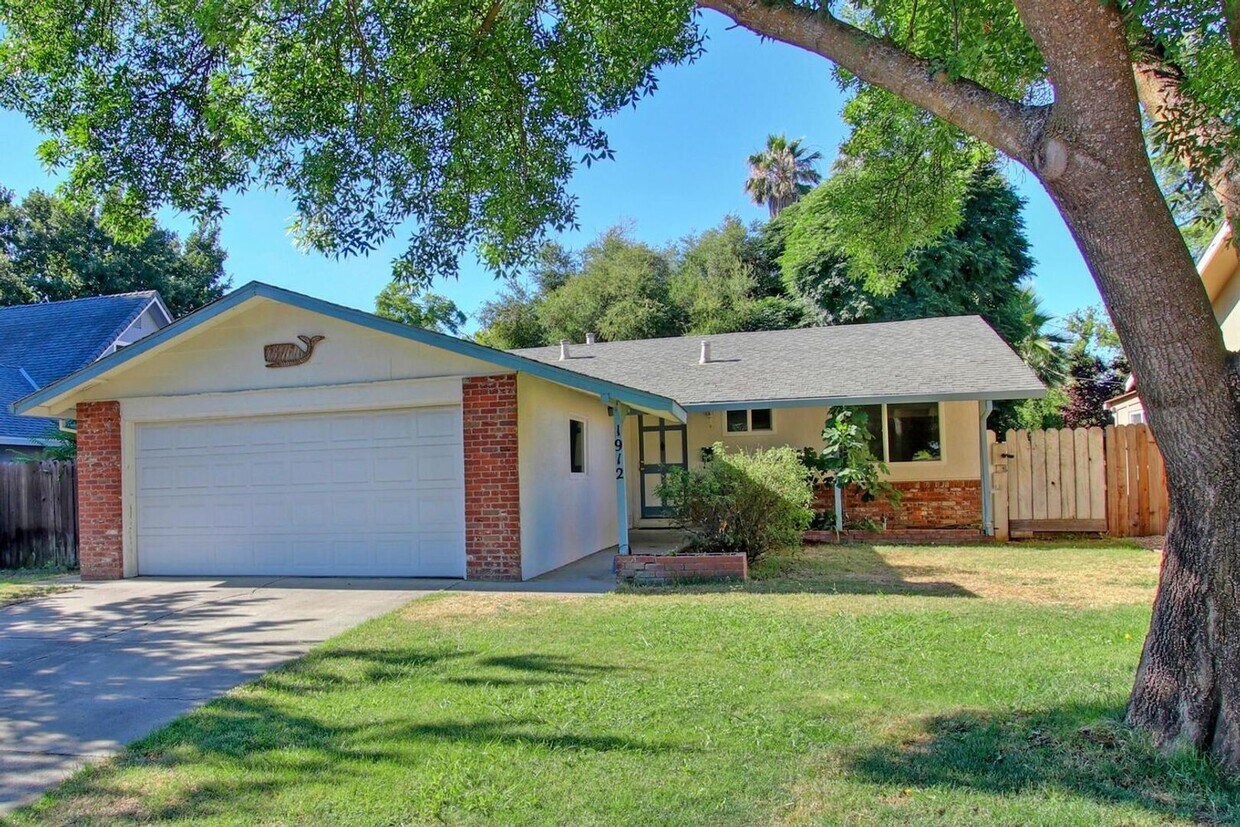 1912 Loyola Dr, Davis, CA 95618 House Rental in Davis, CA