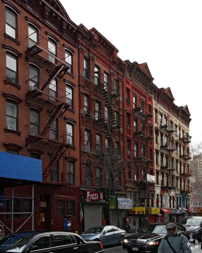Building Photo - 170 Rivington St