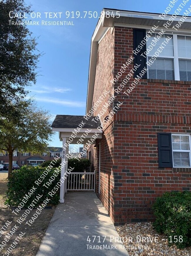 Foto del edificio - 3 Bedroom 2 Bath Townhome in Pleasant Grov...