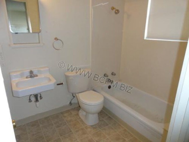 Foto del edificio - 2013 S Denver Ave