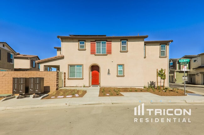 Building Photo - Tricon Winchester