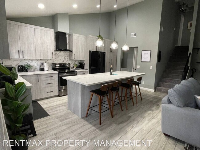 Foto del edificio - 2 br, 2.5 bath House - 2470 OLD FORGE LANE...