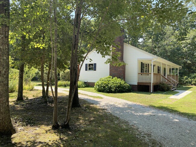 Building Photo - 28341 Edgar Rd