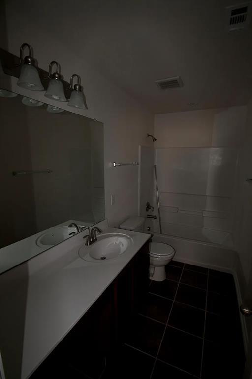 Foto del edificio - 317 Springbrook Rd