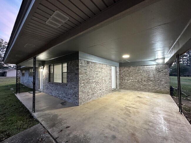 Foto del edificio - 17 Inwood Rd