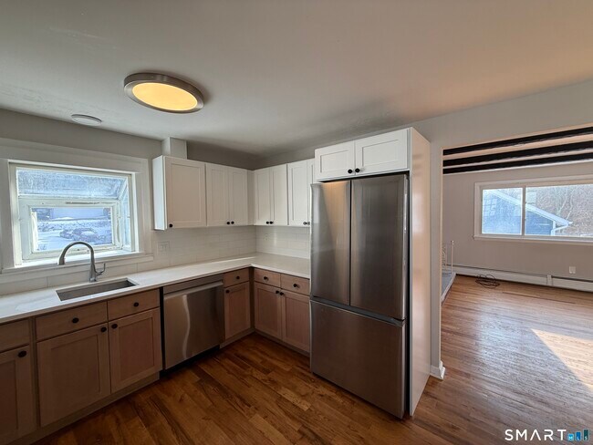 Foto del edificio - 86 Gene St