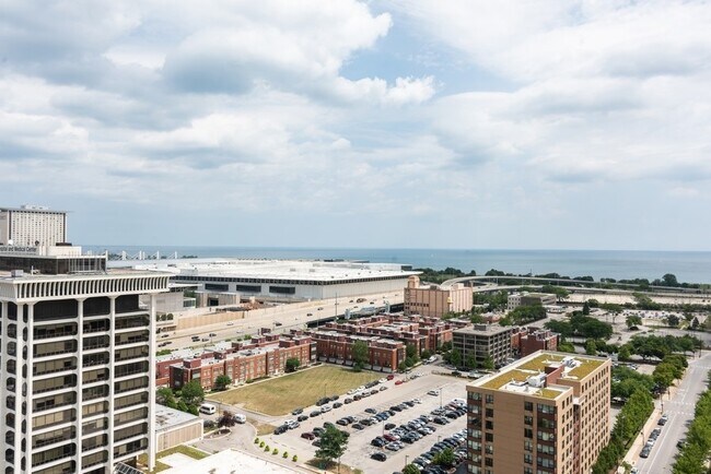 Foto del edificio - 2605 S Indiana Ave