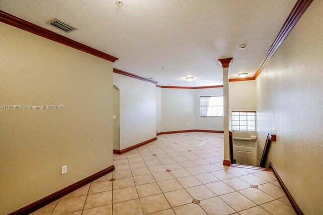 Foto del edificio - 5620 NW 114th Path