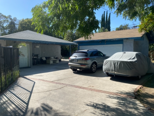 Building Photo - 1301 E Portner St