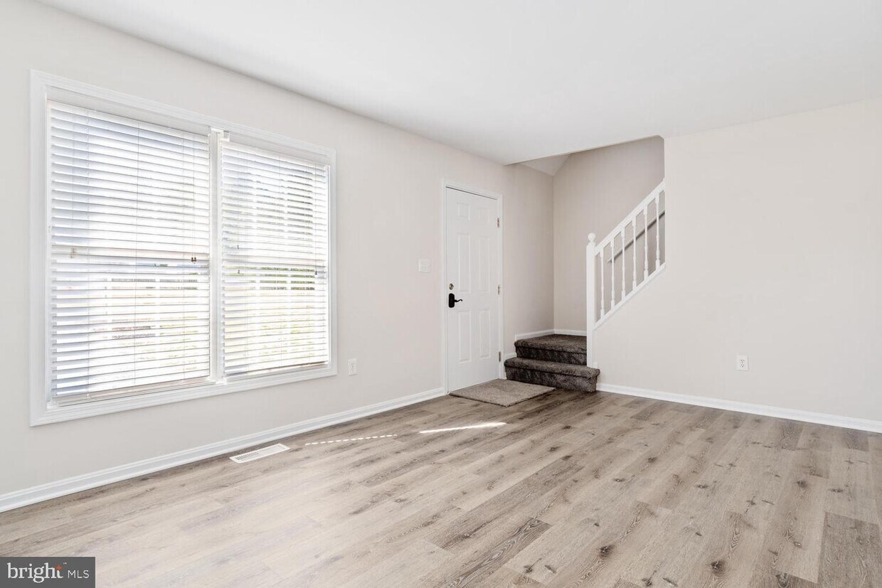 Foto principal - 902 Kimberly Way
