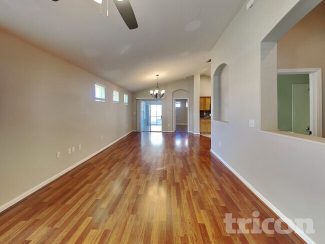 Foto del edificio - 3648 Heron Island Dr