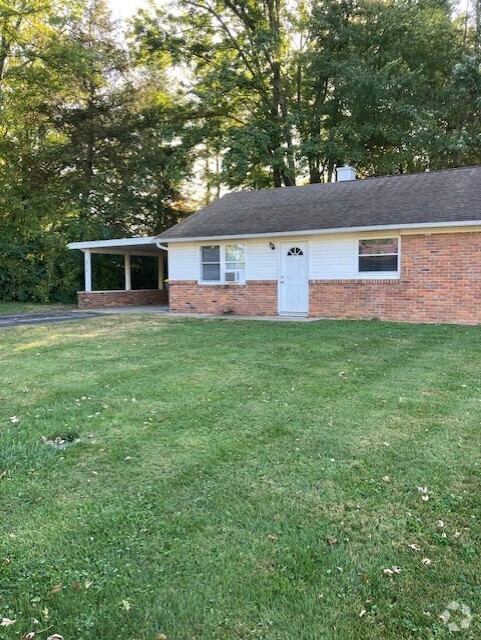 Building Photo - 4310 E Deckard Dr