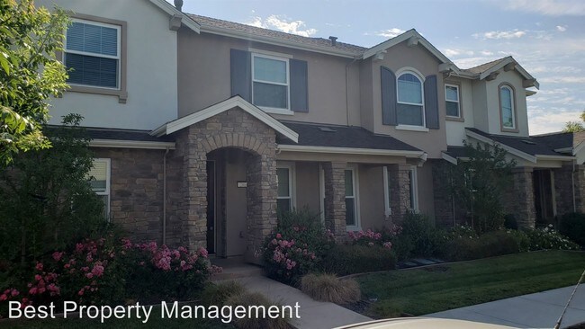 Foto del edificio - 4 br, 2.5 bath House - 286 N L St