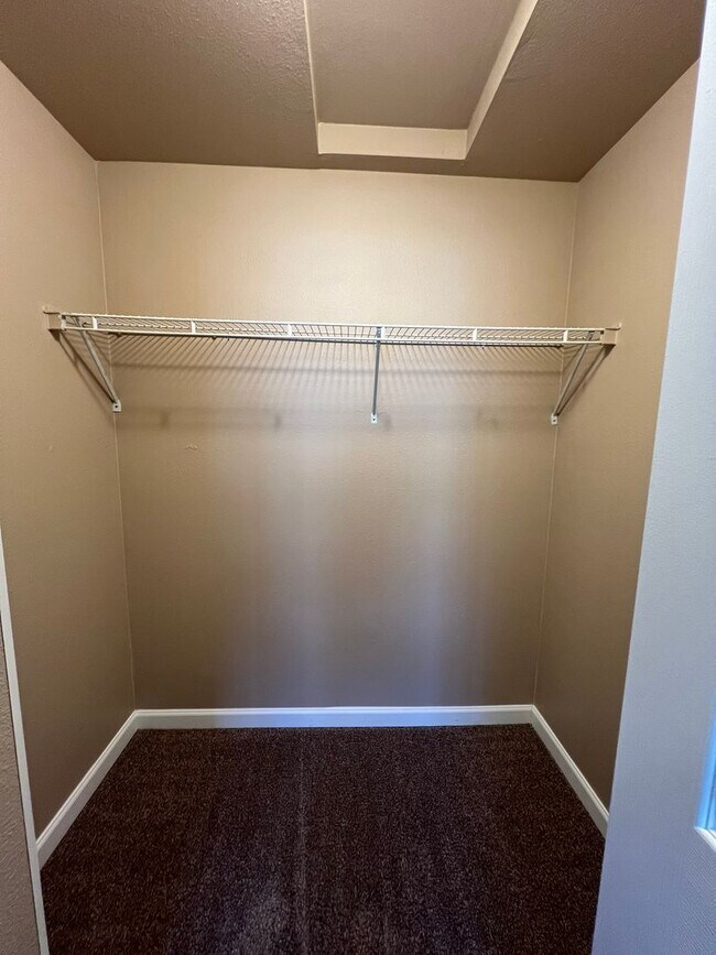 Interior Photo - Vista Pointe Apartments in South Salem Oregon Comfortable Living Near Shopping and I5