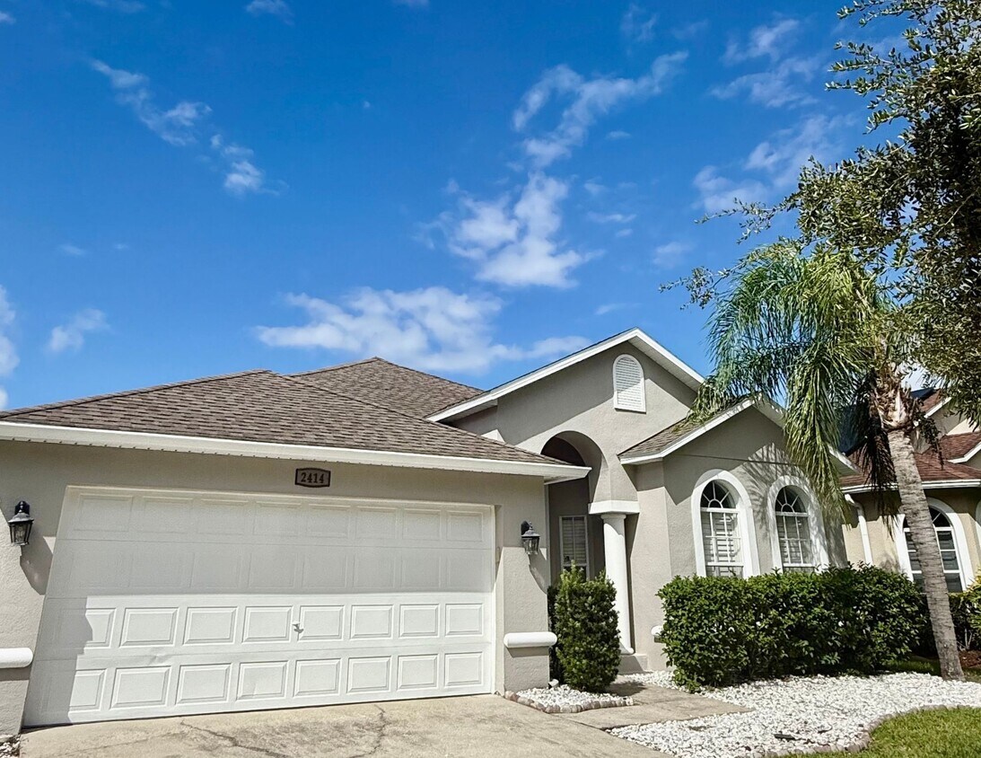 Welcome to 2414 Siward - 2414 Siward Ave