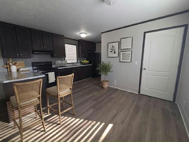 Foto del edificio - 580 Banding Ln