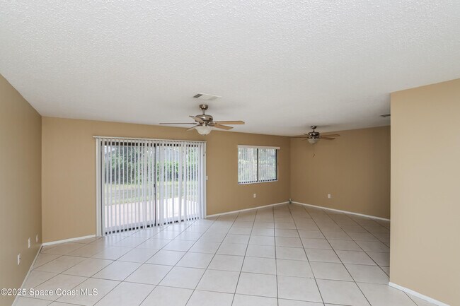 Building Photo - 157 Englar Dr
