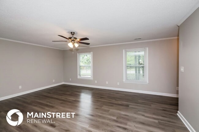 Foto del edificio - 5312 River Falls Dr