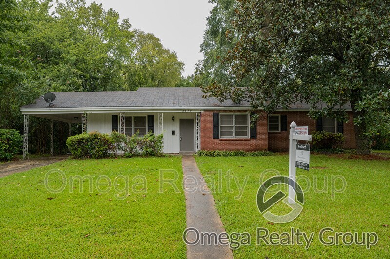 Primary Photo - 3516 Le Bron Rd