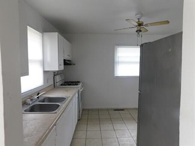 Foto del edificio - Perfect For You (or someone you know)!!!!