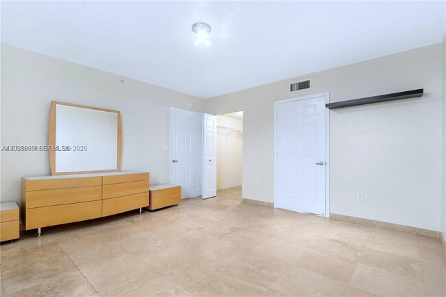 Building Photo - 8888 Collins Ave