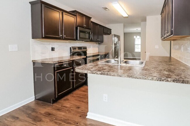 Building Photo - 2637 Cider Ridge Rd