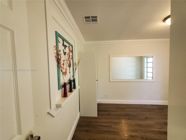 Foto del edificio - 126 NW 8th Ave