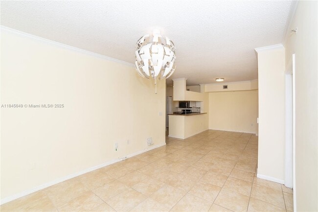 Building Photo - 17150 N Bay Rd