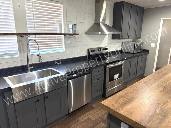 Foto del edificio - 202 Reed Clark Rd