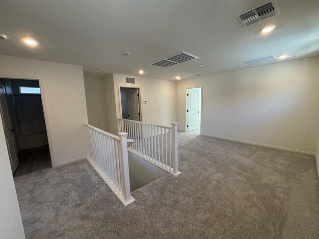 Foto del edificio - Brand new Southwest 3 bedrooms 2.5 bathrooms