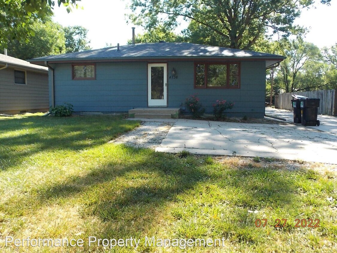 2 br, 2 bath House 4736 S 48th Street House Rental in Lincoln, NE