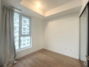 Building Photo - 10 Abeja St