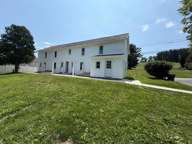 Building Photo - 3777-3783-3783 Huckleberry Rd