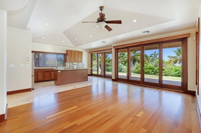 Building Photo - 44 Lau Niu Way