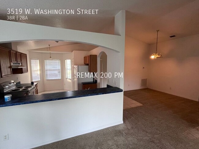 Foto del edificio - 3519 W Washington St