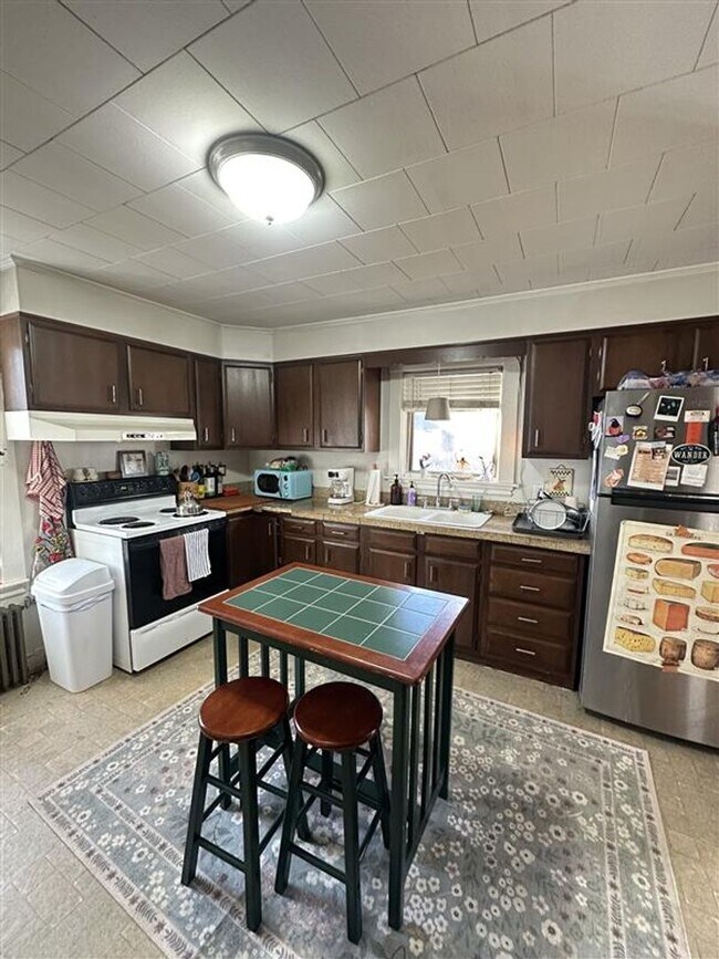 Foto del edificio - 19 Oak St