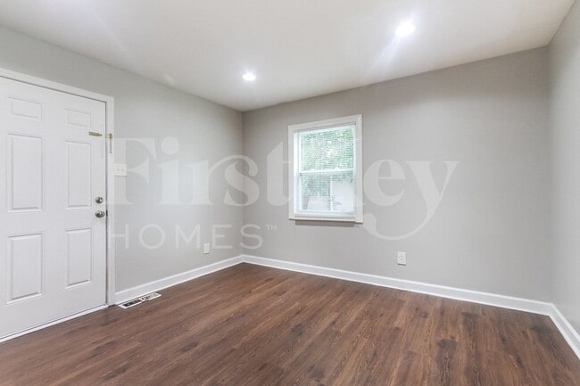 Foto del edificio - 3147 Keswick Rd