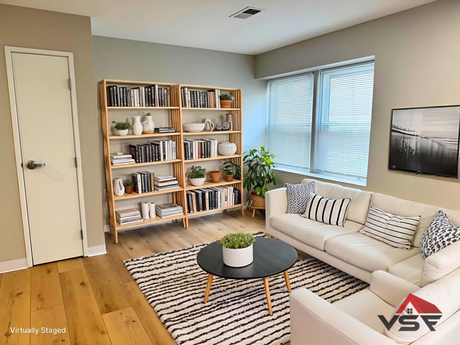 Building Photo - Blume Lofts