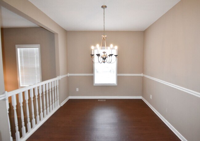 Building Photo - 35 Red Leaf Dr