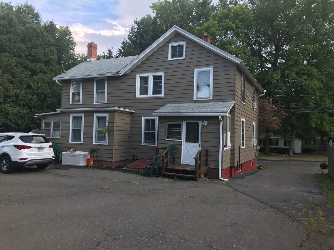 Back - 149 Spring St