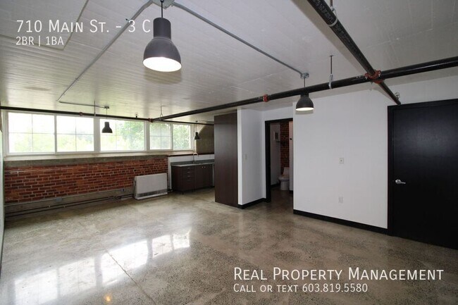 Foto del edificio - 710 Main St