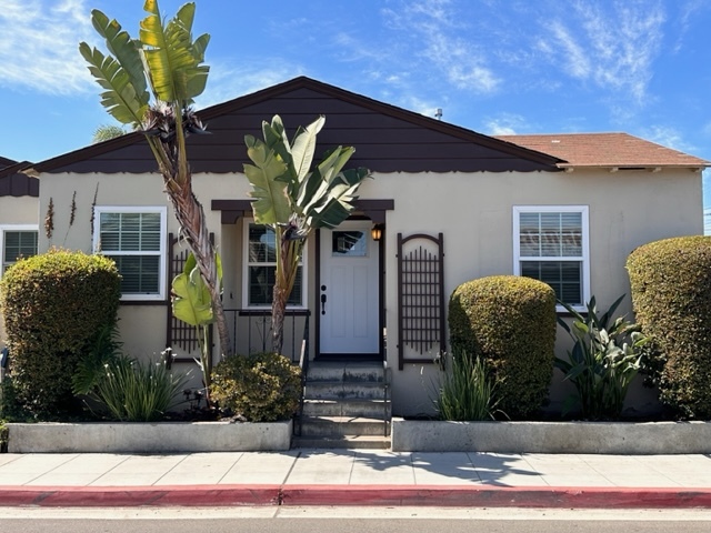 Foto principal - 3035 Upas St