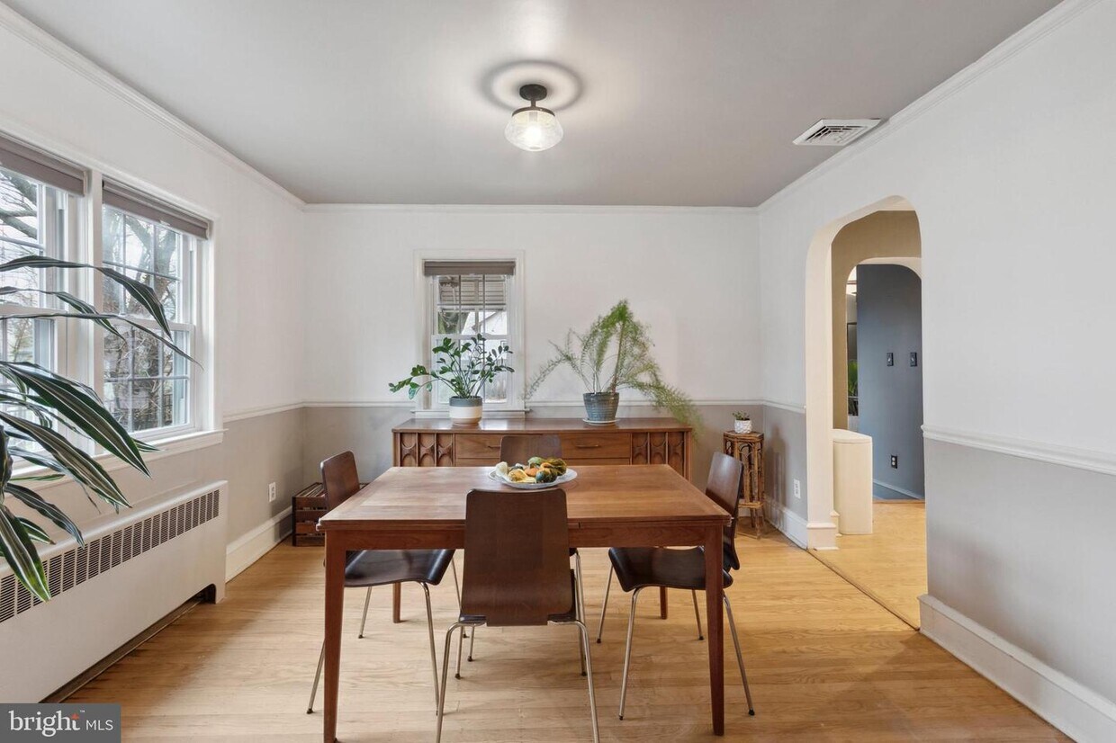 Foto principal - 1420 Lawndale Ave
