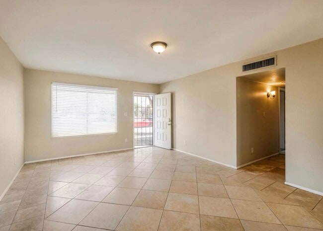 Building Photo - 3153 N 64th Dr