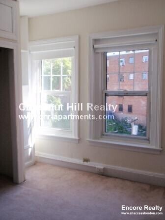 Building Photo - 1223 Beacon St