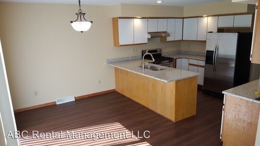 Foto del edificio - 5302-5304 Fuller St